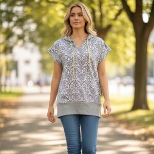 WS164 Chance or Fate Hoodie lounge Shirt S